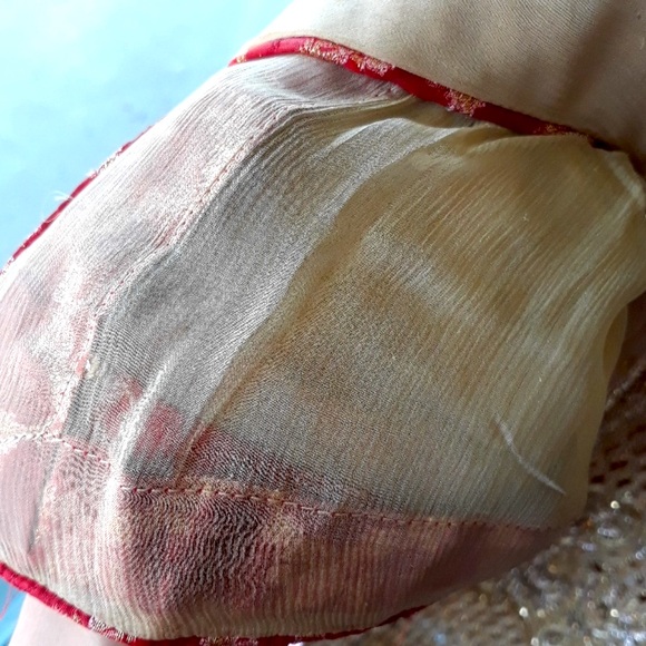 Pakistani very heavy party wear - Picture 6 of 7